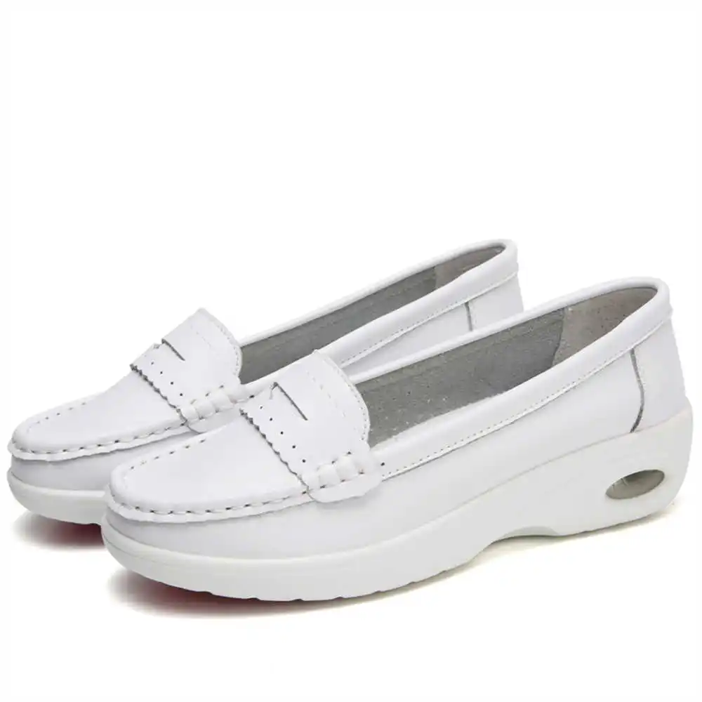 Thick Sole Slipon White Traine - Badminton Vietnam ulasan dan harga