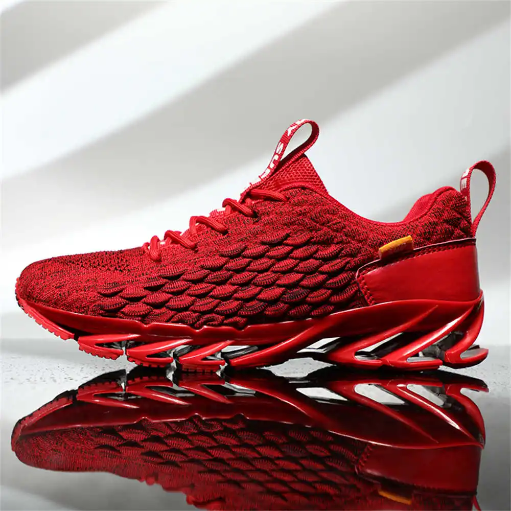 size 44 size 39 walking shoes  - Badminton Vietnam ulasan dan harga
